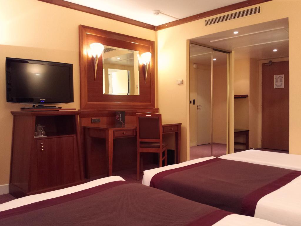 The Jangle Hotel - Paris - Charles De Gaulle - Airport Le Mesnil-Amelot Εξωτερικό φωτογραφία